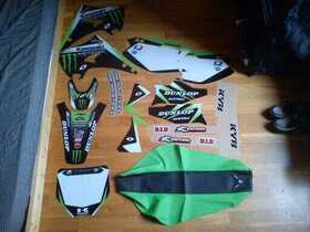 2011/07 - Kit deco Monster Energy pour 250 KX