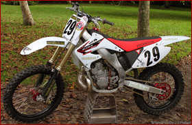 2012/10 - 250 CR 2006
