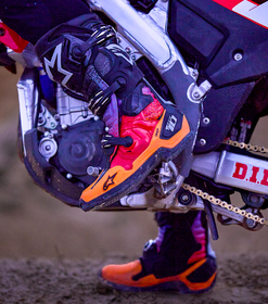 Bottes cross Alpinestars Tech 10 Black Hole 2026 (8)