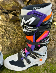 Bottes cross Alpinestars Tech 7 Gris 2026 (2)