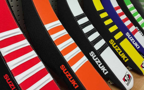 Housse de selle personnalisée Suzuki - Throttle Jockey