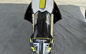 Kit deco Triumph - Throttle Jockey -  (5).JPG