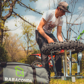 Machine à pneu Rabaconda pour motocross (6)