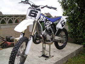 2011/05 - 125 yz monster