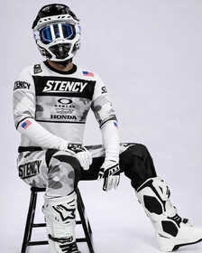 Tenue cross Stency Limited San Diego (3)