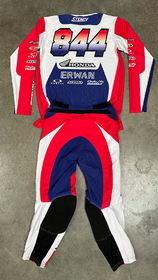 Tenue cross Stency Limited SX Paris (4)